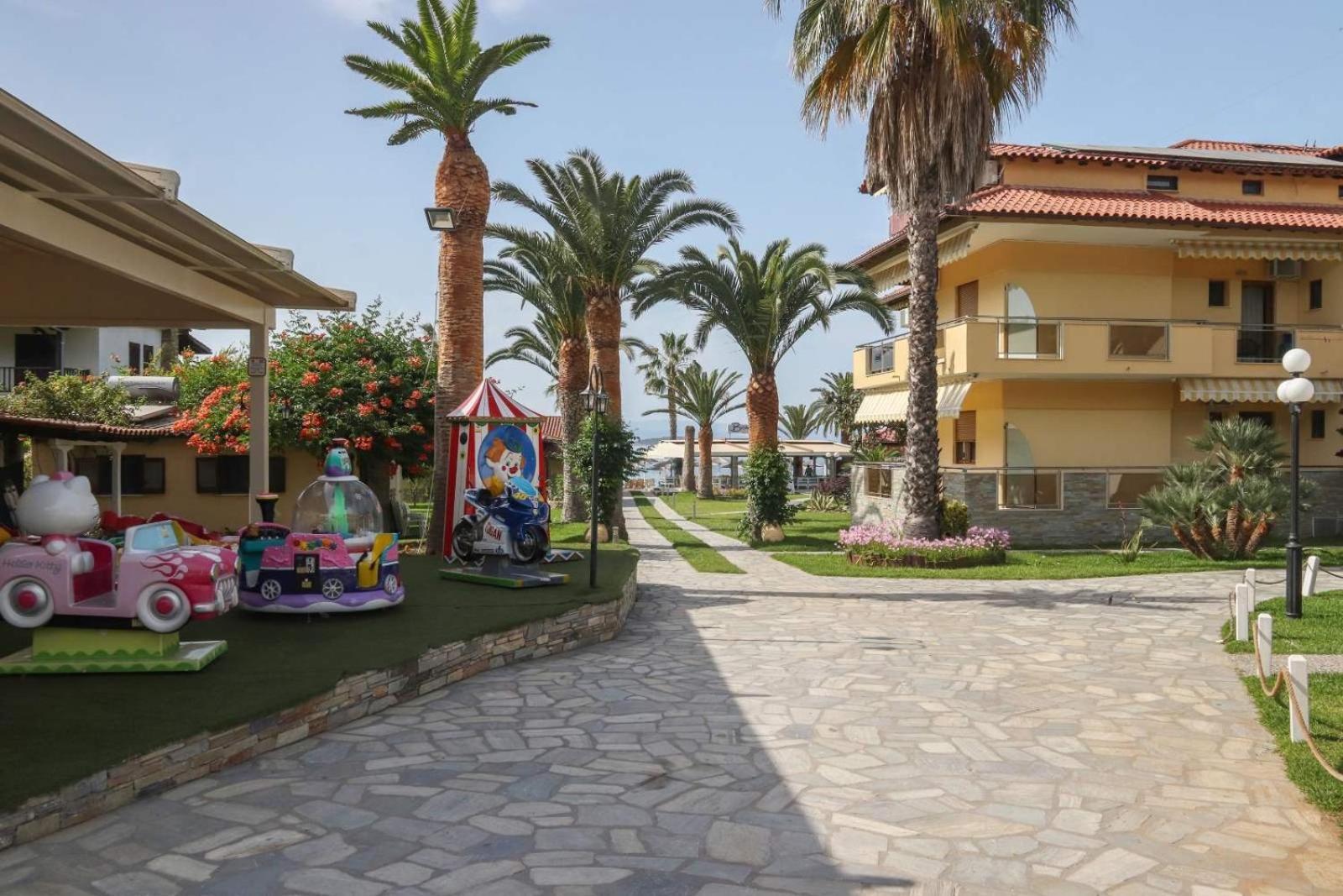 Vergos Hotel Vourvourou Exterior photo